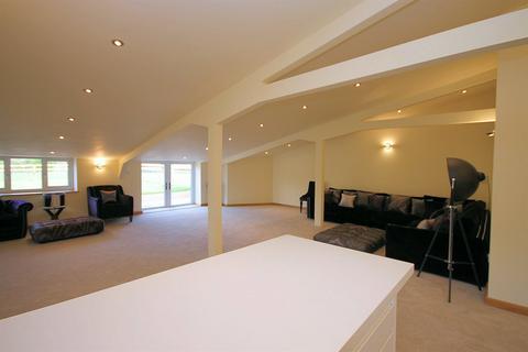 2 bedroom barn conversion for sale, Barncroft Farm, Woodend Lane, Mobberley