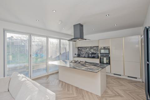 9 Bolton Drive, Bradford, BD2 2AD