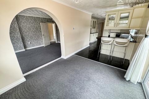 4 bedroom detached bungalow for sale, Palmers Road, Peterborough PE1