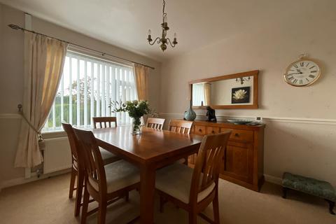 3 bedroom semi-detached house for sale, Hounslow Gardens, Jarrow, Tyne and Wear, NE32