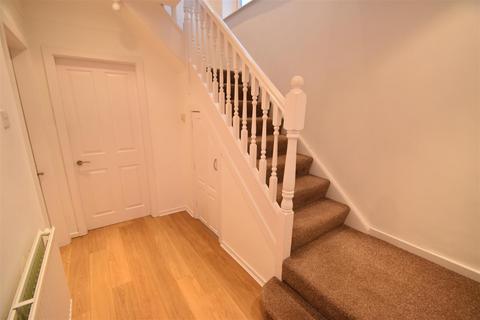 3 bedroom semi-detached house to rent, Rigby Drive, Greasby