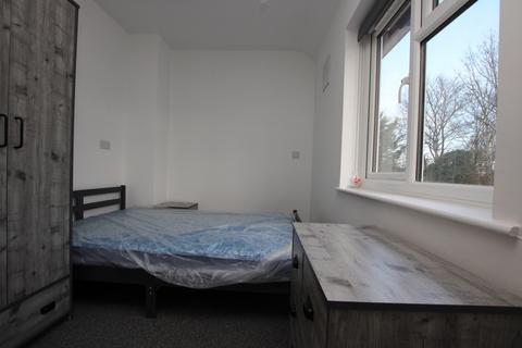 undefined, Windmill Avenue, Kettering, Northamptonshire, NN16