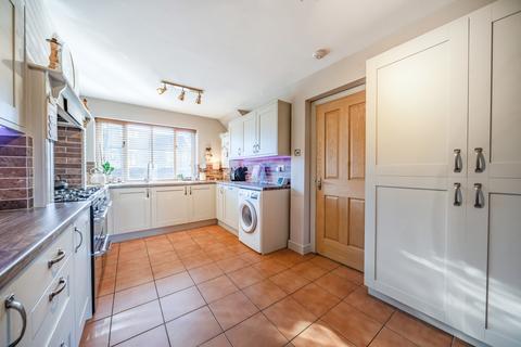 3 bedroom terraced house for sale, 5 FERN LEA, HOLLINGWORTH, HYDE, SK14 8L