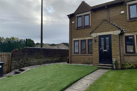 3 bedroom end of terrace house to rent, Chadwick Lane, Mirfield WF14