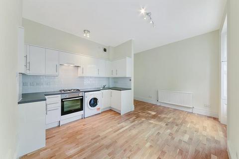 1 bedroom flat to rent, Trinity Church Square, Southwark, London, SE1