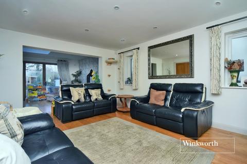 5 bedroom detached house for sale, Kingsmead Avenue, Worcester Park, KT4