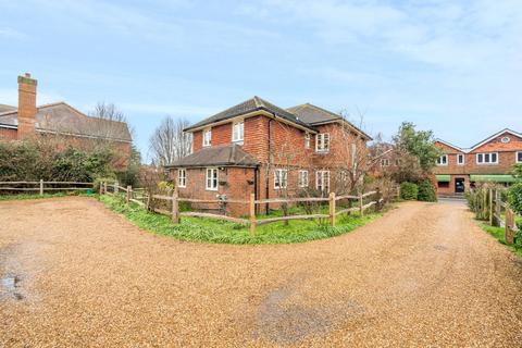 4 bedroom detached house for sale, Guildford Road, Loxwood, RH14