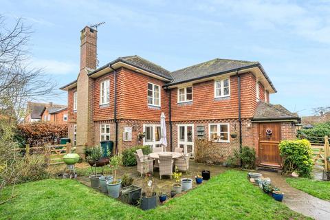 4 bedroom detached house for sale, Guildford Road, Loxwood, RH14