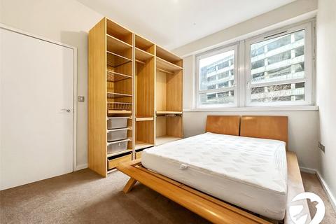 2 bedroom flat to rent, Calderwood Street, London, SE18