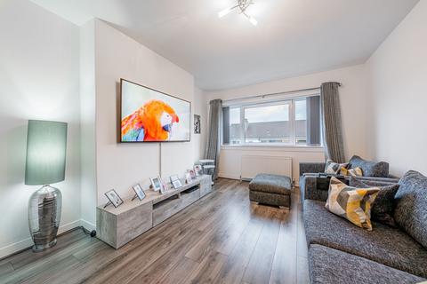 3 bedroom flat for sale, 8 Nethercairn Road, Flat 3/2, Mansewood, Glasgow, G43 2AA