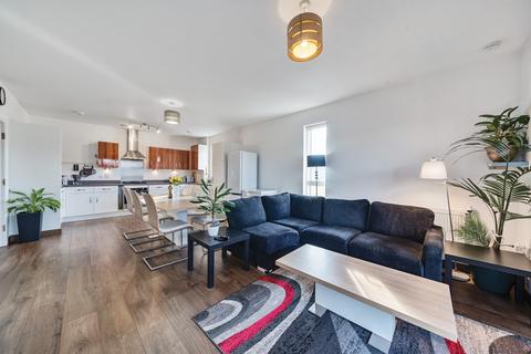 3 bedroom apartment for sale, Edgar House, Francis Harvey Way, London, SE8