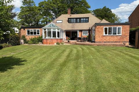 Chessells Henley Road, Ullenhall, Henley-in-arden, B95 5NW