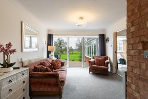 Chessells Henley Road, Ullenhall, Henley-in-arden, B95 5NW