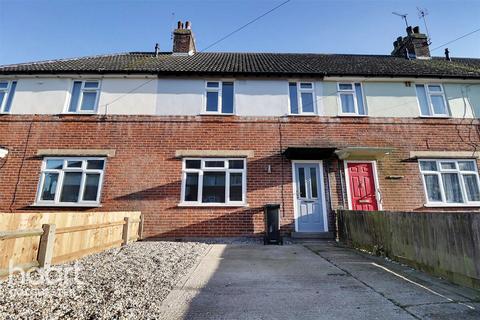 3 bedroom terraced house to rent, Foresight Road, COLCHESTER