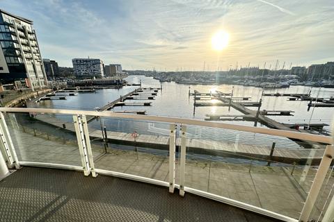 2 bedroom apartment for sale, Neptune Square, Ipswich IP4