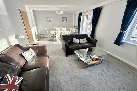 2 bedroom apartment for sale, Neptune Square, Ipswich IP4