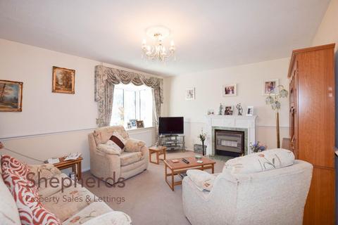 2 bedroom maisonette for sale, Beeston Drive, Cheshunt EN8