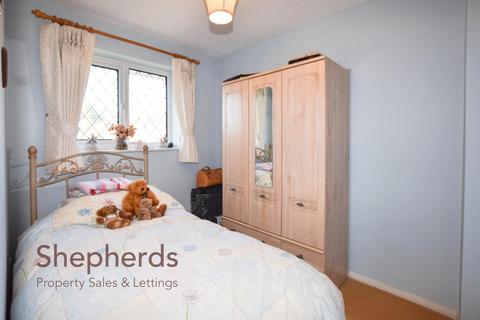 14 Beeston Drive, Cheshunt, Waltham Cross, EN8 0QS