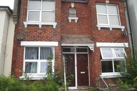 4 bedroom terraced house to rent, Shanklin Road, Brighton BN2