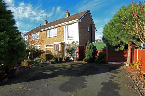 2 bedroom semi-detached house for sale, Kemberton Drive, Madeley, Telford