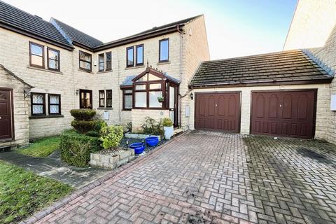 2 bedroom semi-detached house for sale, Fieldhurst Court, Bradford BD4