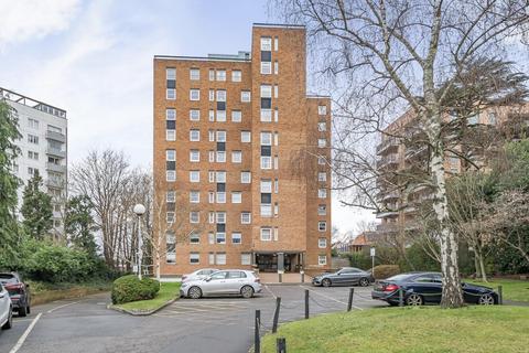 2 bedroom flat for sale, Kingston Hill, Kingston upon Thames