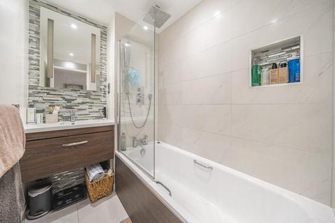 2 Montrose Way, London, SE23 2DG
