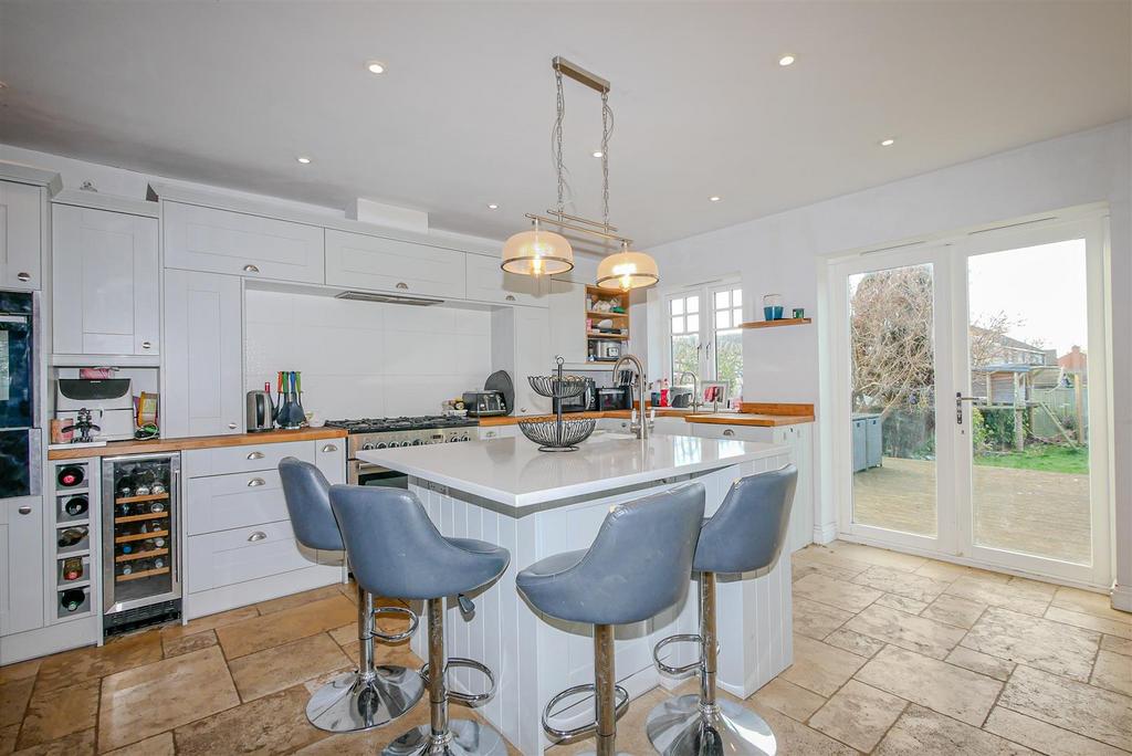 Kitchen area