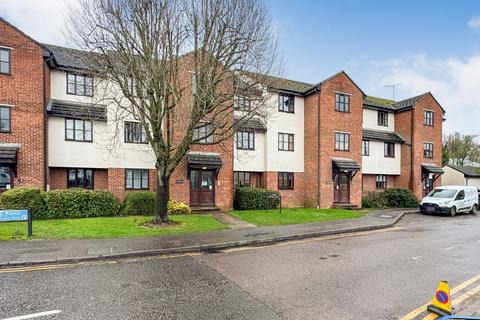 1 bedroom flat for sale, 19 Rushes Court, Bishop's Stortford, Hertfordshire, CM23 3YP