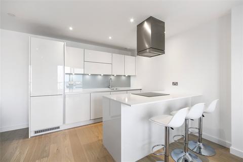 3 bedroom flat to rent, Horizons Tower, Yabsley Street E14