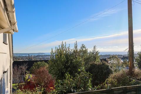 1 Gribben Close, St Austell, PL25 4EA
