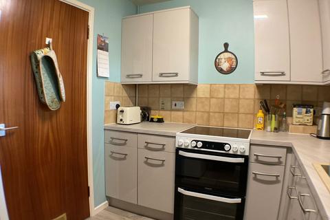 1 bedroom flat for sale, Glass House Hill, Stourbridge DY8