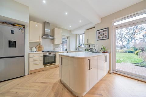 248 Crescent Drive, Petts Wood, Orpington, BR5 1AX