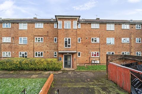 1 bedroom apartment for sale, Padgate House, Ainsdale Road, Watford