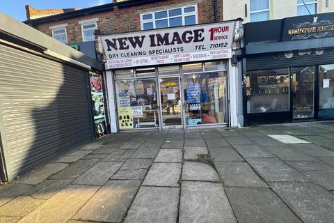 Shop to rent, Hertford Road, Enfield, EN3