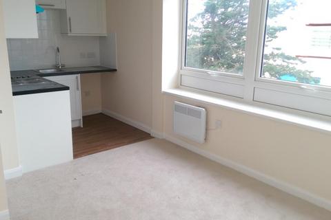 1 bedroom ground floor flat to rent, Norton Road, Newhaven, BN9