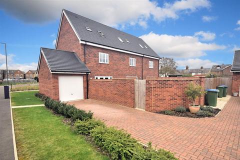 3 bedroom end of terrace house for sale, Horwood Close, Aston Clinton HP22