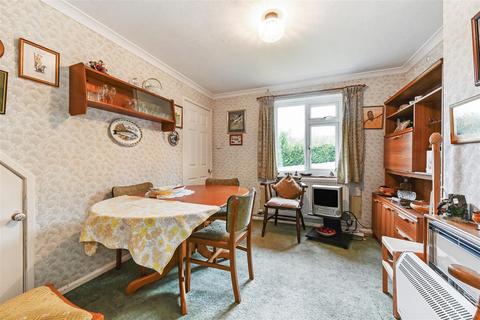 6 Canada Road, Arundel, BN18 9HY