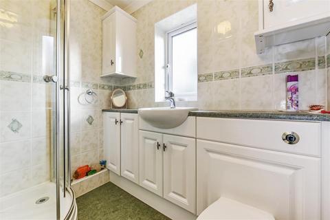 6 Canada Road, Arundel, BN18 9HY