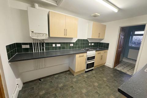 2 bedroom terraced house to rent, Upper High Street, Rhymney, NP22