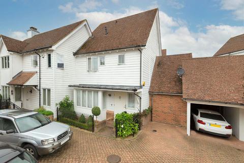 3 bedroom semi-detached house for sale, Niagara Close, Kings Hill, West Malling