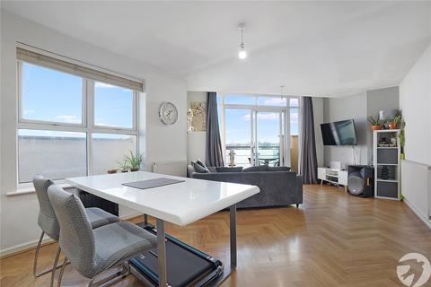 2 bedroom penthouse for sale, Springhead Parkway, Northfleet, Gravesend, Kent, DA11