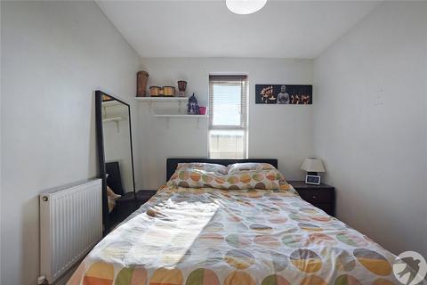 2 bedroom penthouse for sale, Springhead Parkway, Northfleet, Gravesend, Kent, DA11