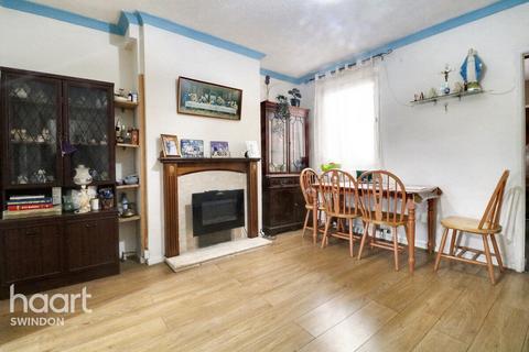 3 bedroom terraced house for sale, Ferndale Road, Swindon