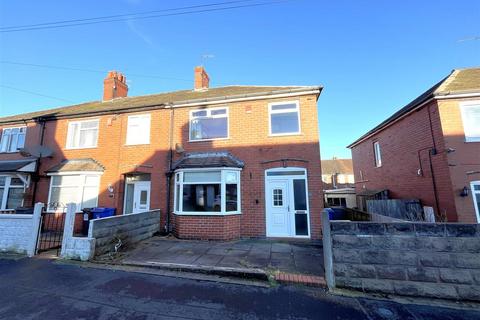 3 bedroom end of terrace house for sale, Cobden Street, Wolstanton, Newcastle