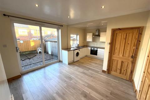 3 bedroom end of terrace house for sale, Cobden Street, Wolstanton, Newcastle