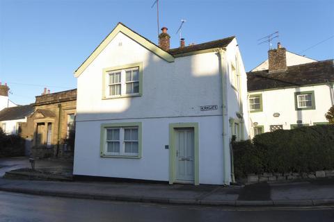 2 bedroom cottage to rent, Kirkgate, Cockermouth CA13