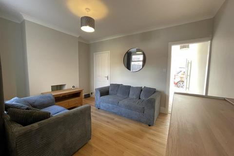 4 bedroom house share to rent, 4 WAY HOUSE SHARE, GLOUCESTER, GL1