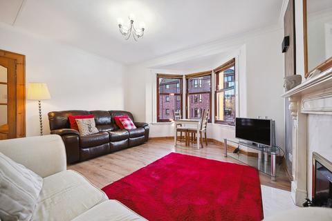 2 bedroom flat to rent, Brisbane Street, Flat 1/2, Mount Florida, Glasgow, G42 9HY