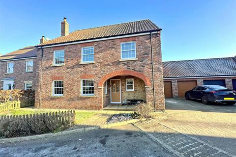 4 bedroom link detached house for sale, Monckton Rise, South Newbald